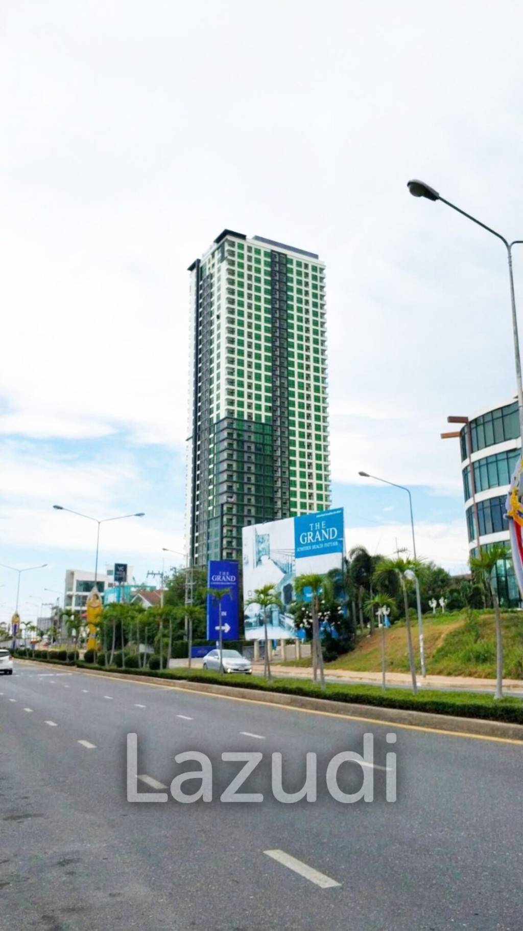 2 Bed 2 Bath 53 SQ.M  Dusit Grand Condo View