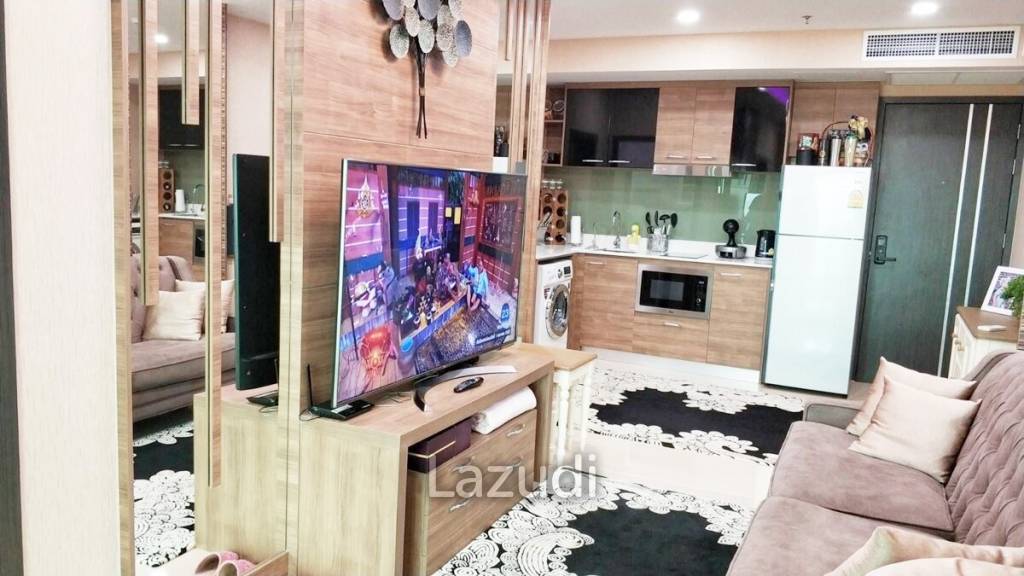2 Bed 2 Bath 53 SQ.M  Dusit Grand Condo View