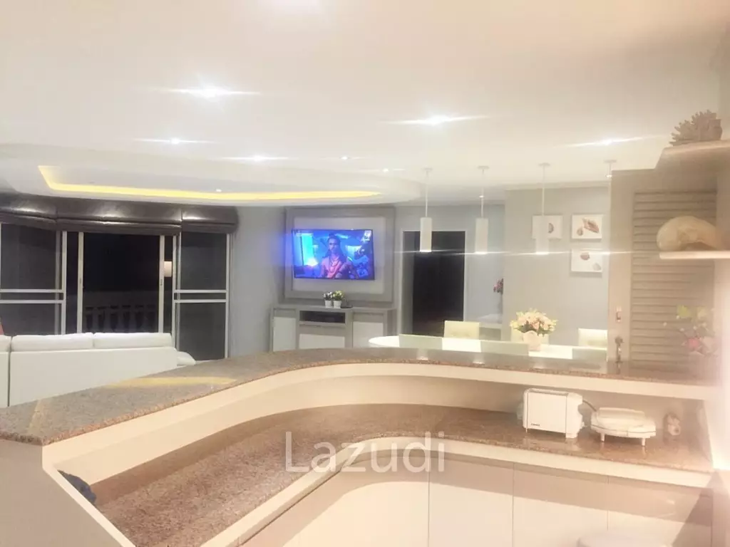3 Bed 2 Bath 174 SQ.M Park Beach Condominium