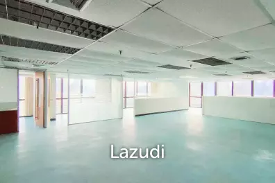 277 SQ.M Office for rent at Asoke