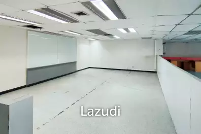 277 SQ.M Office for rent at Asoke