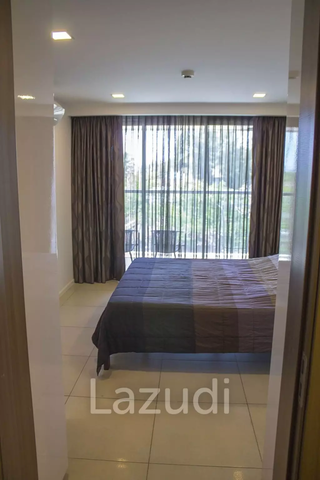 1 Bed 1 Bath 55 SQ.M Water's Edge Condo