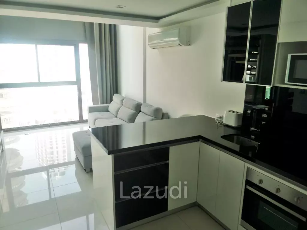 1 Bed 1 Bath 65 SQ.M  Wong Amat Tower