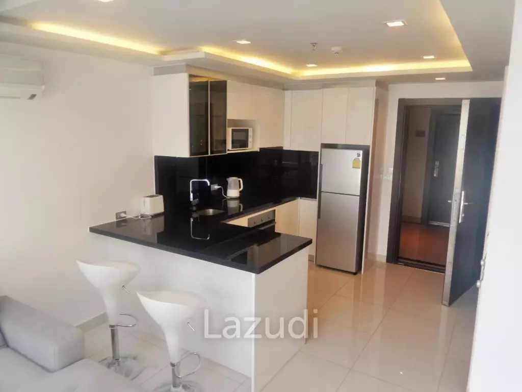 1 Bed 1 Bath 65 SQ.M  Wong Amat Tower