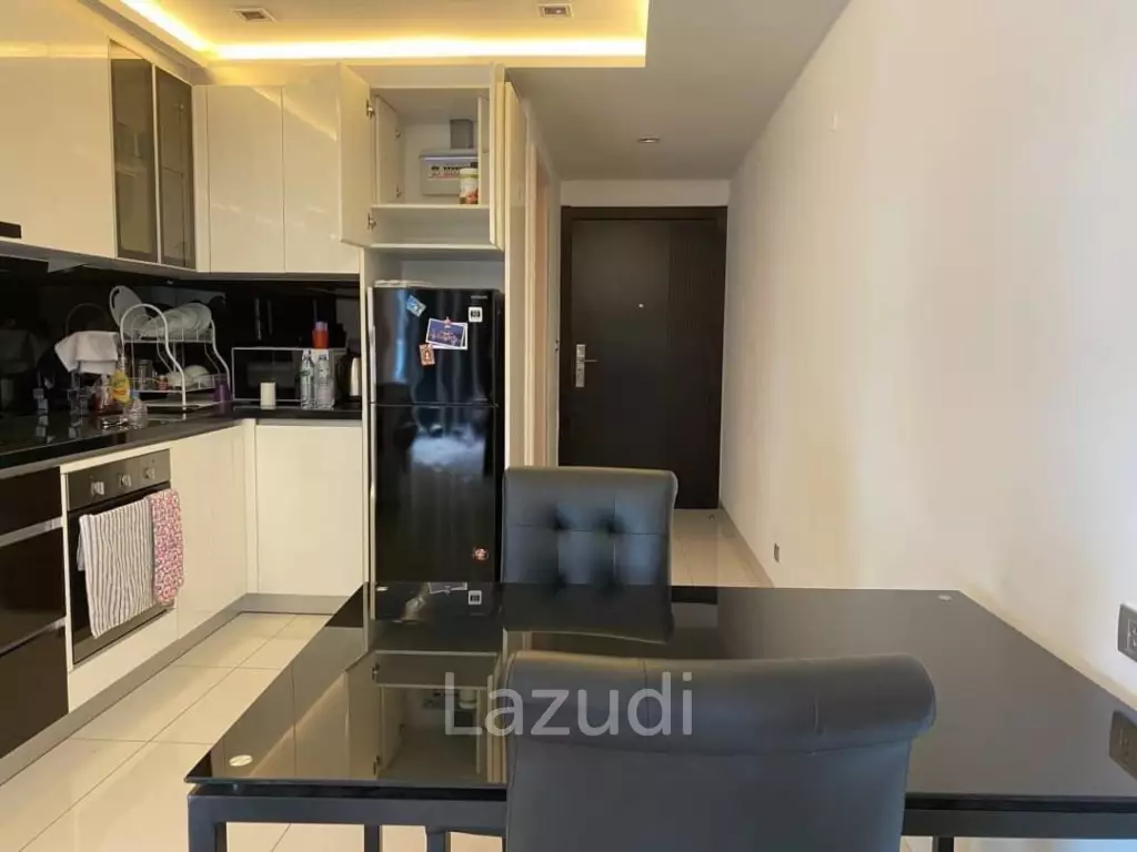 1 Bed 2 Bath 65 SQ.M Wong Amat Tower