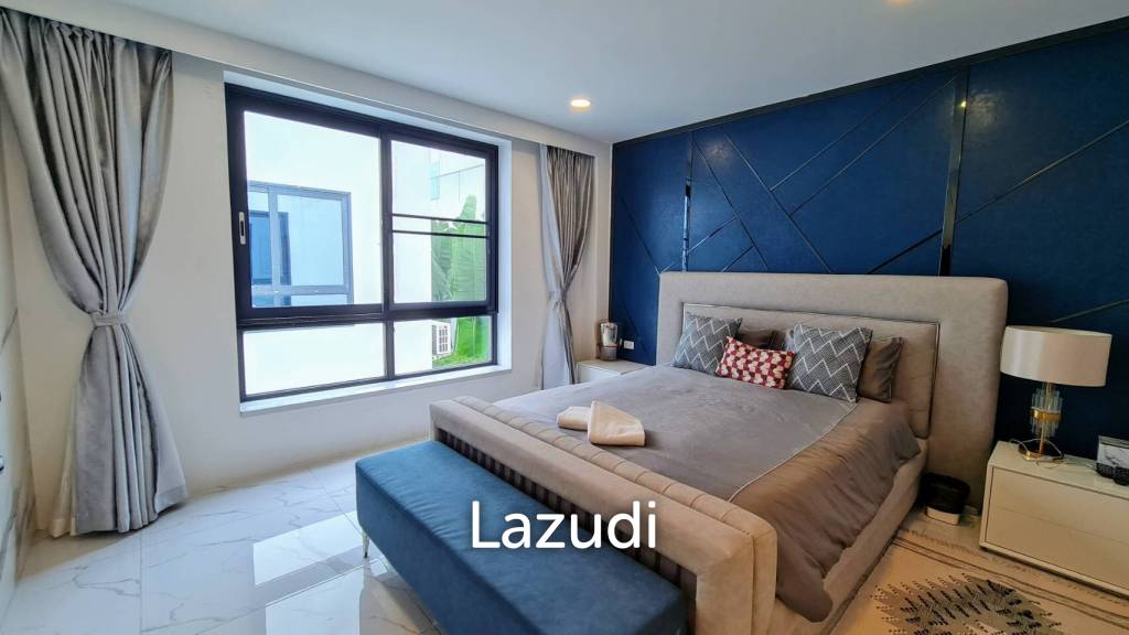 8 bed Luxury Pool Villa for Sale Jomtien Pattaya