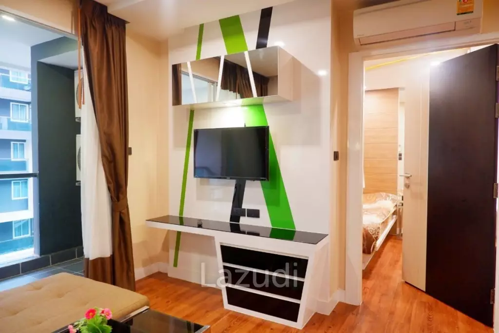 1 Bed 1 Bath 37 SQ.M The Feelture Condominium