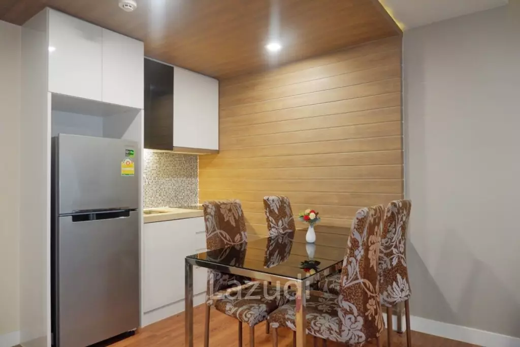 1 Bed 1 Bath 37 SQ.M The Feelture Condominium