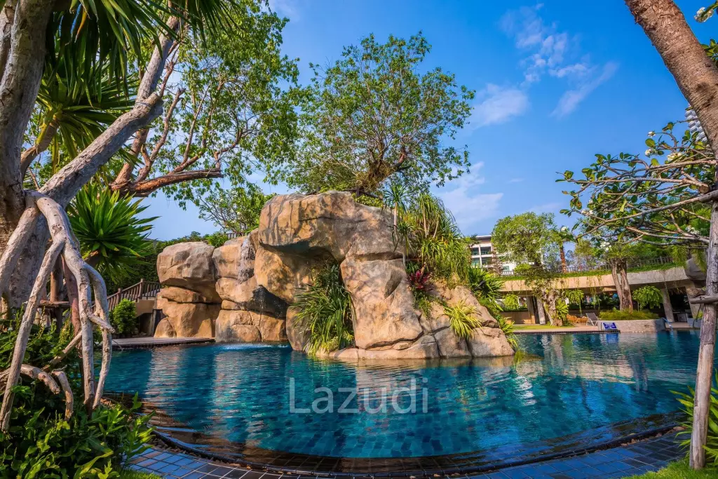 1 Bed 1 Bath 35 SQ.M The Riviera Wongamat Beach