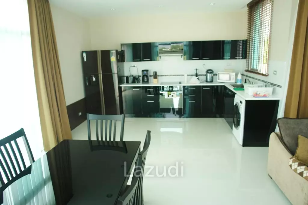 2 Storeys Village House for Sale in Jomtien