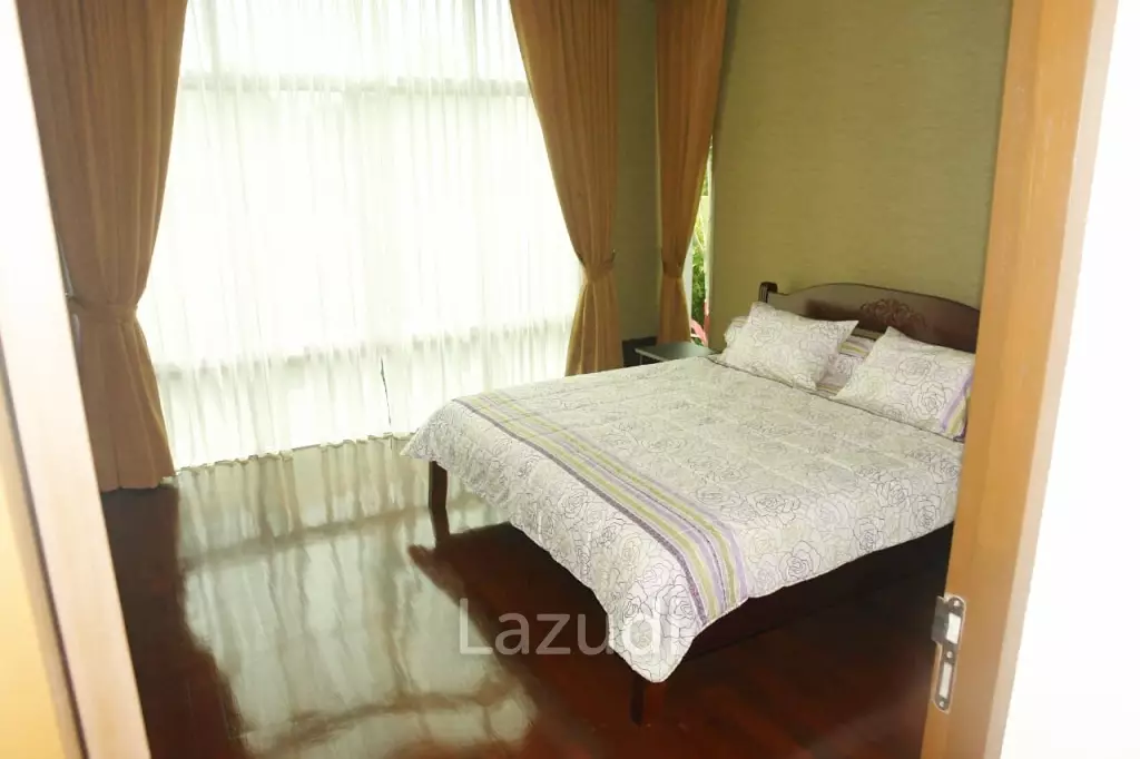 2 Storeys Village House for Sale in Jomtien
