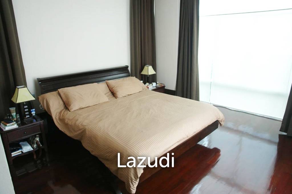 2 Storeys Village House for Sale in Jomtien