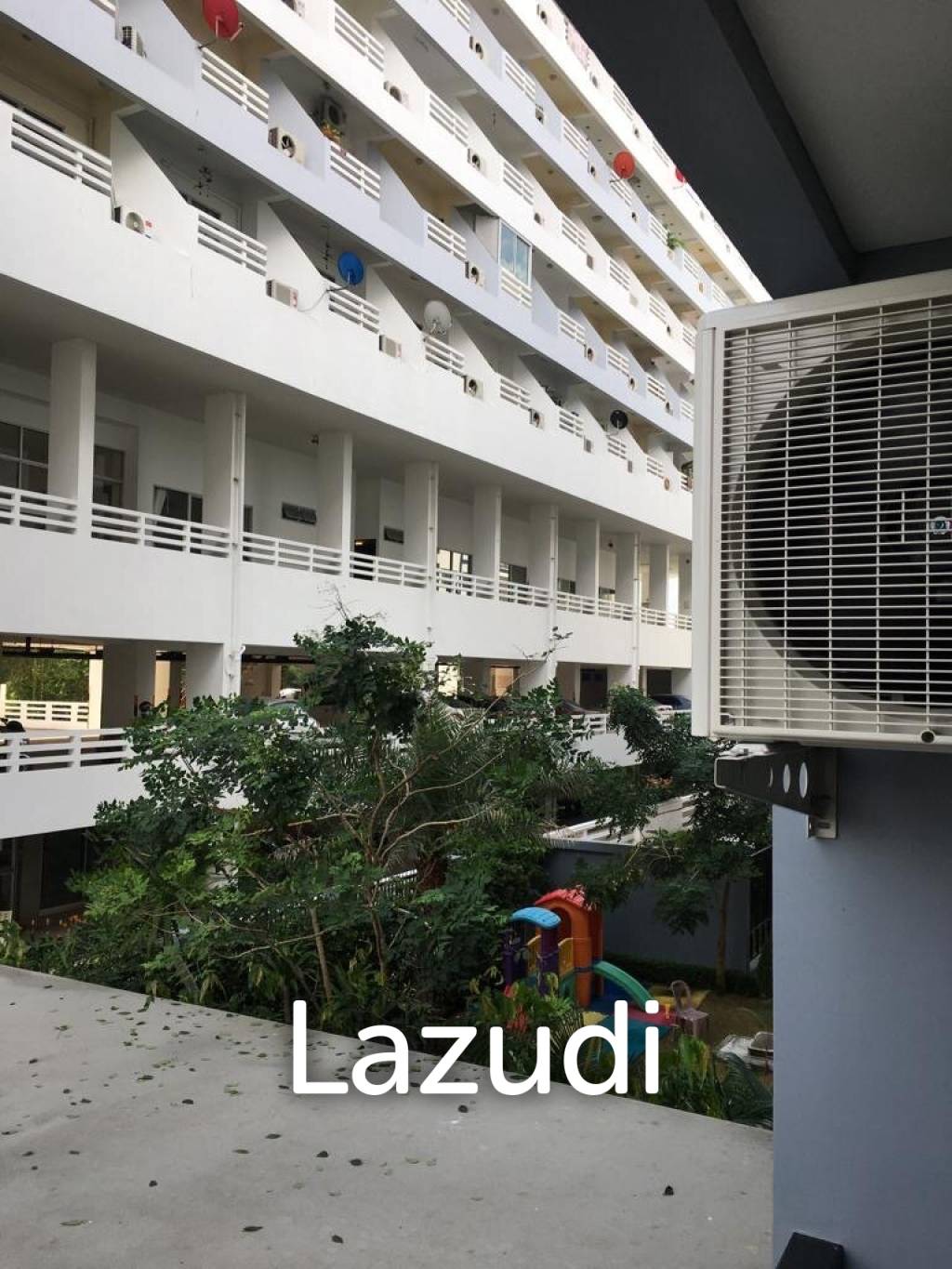 Trio Gems Pool Views Condo for Sale in Jomtien