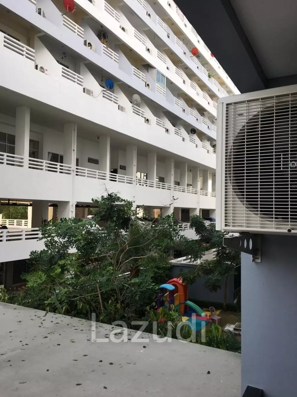 Trio Gems Pool Views Condo for Sale in Jomtien