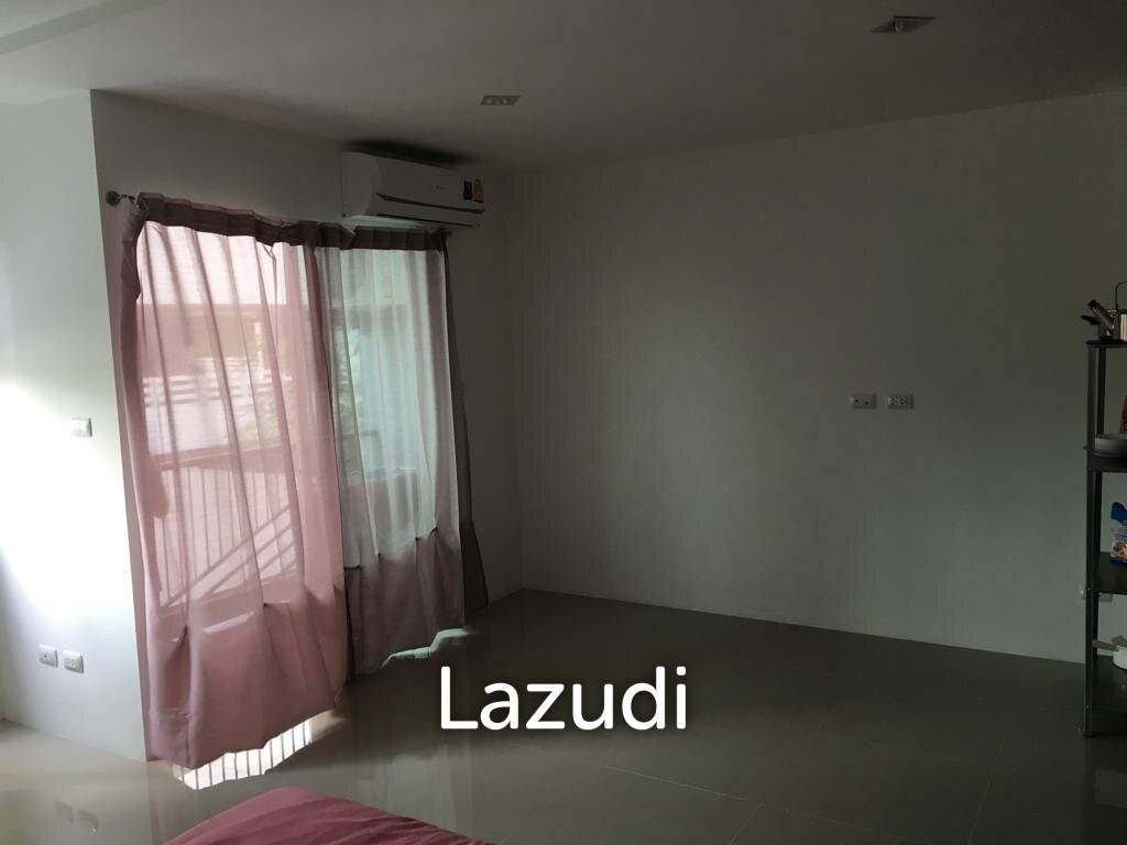 Trio Gems Pool Views Condo for Sale in Jomtien