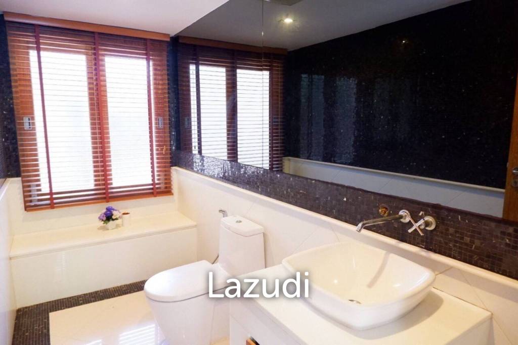 Beachfront Pool Villa for Sale in Wong Amat