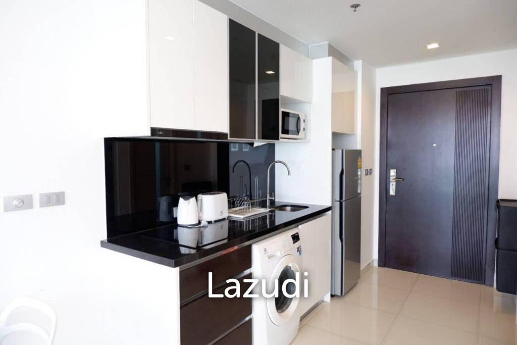 Studio 1 Bath 44 SQ.M Wong Amat Tower