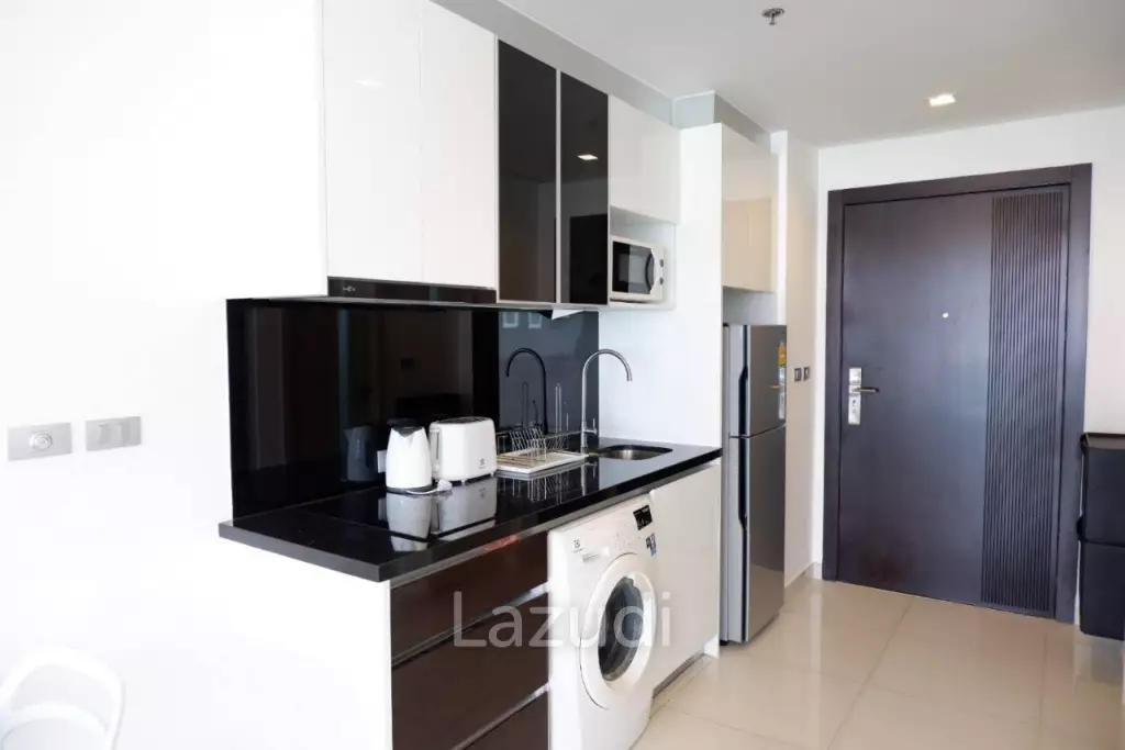 Studio 1 Bath 44 SQ.M Wong Amat Tower