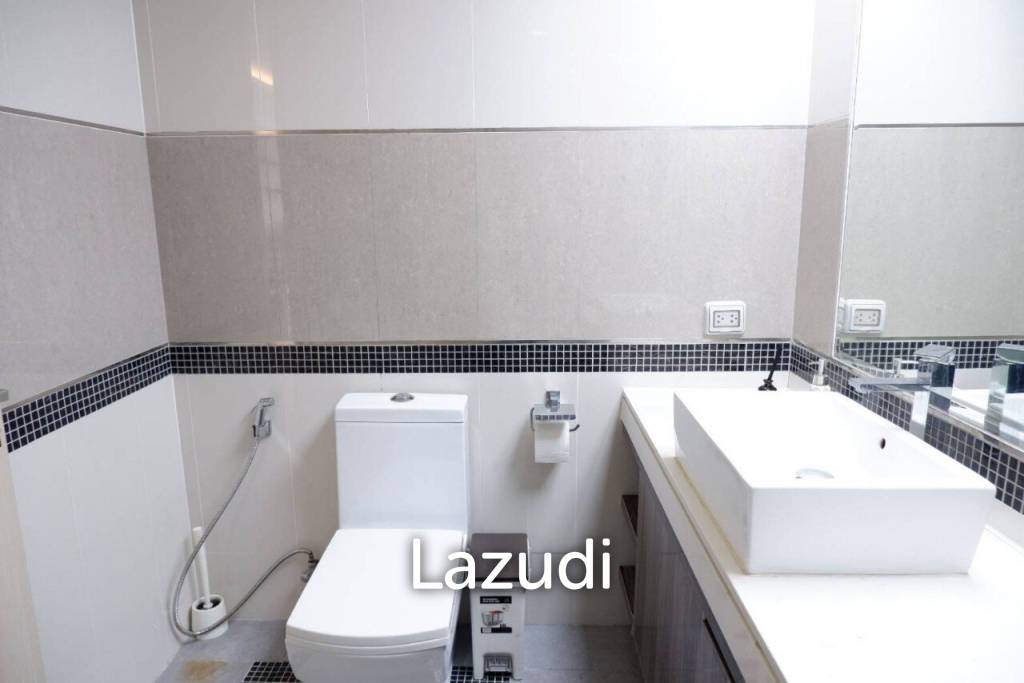 Studio 1 Bath 44 SQ.M Wong Amat Tower