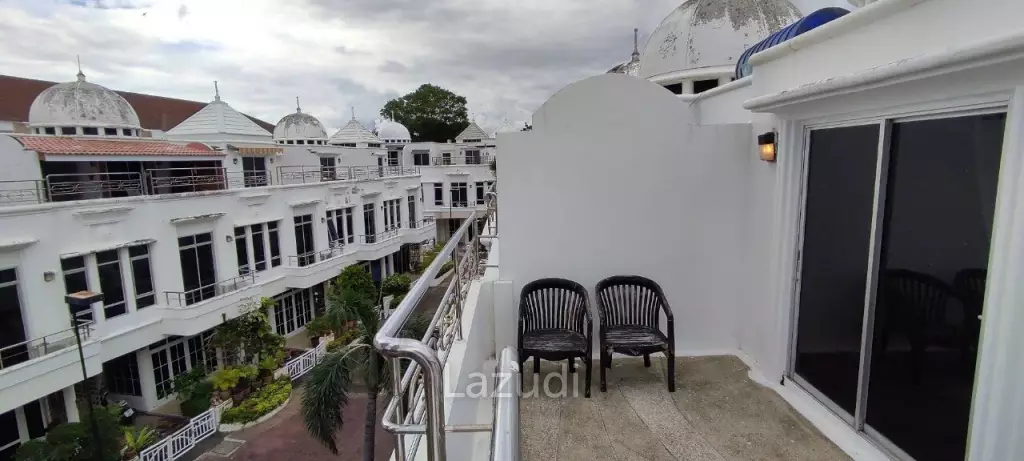 3 Storey House for Sale in Wong Amat Pattaya