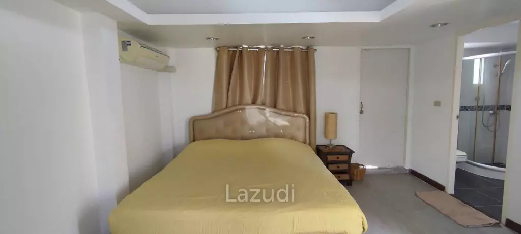 3 Storey House for Sale in Wong Amat Pattaya