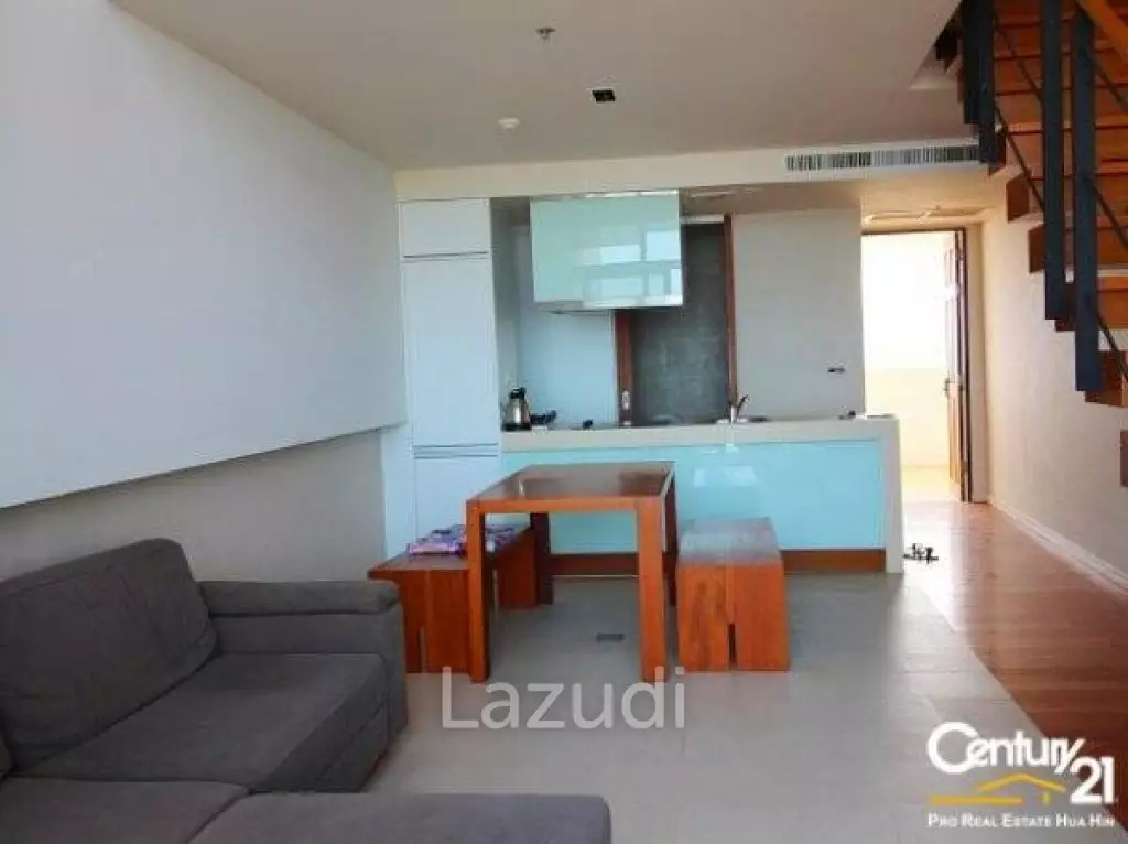 DUPLEX 1 BEDROOM BEACHFRONT CONDO
