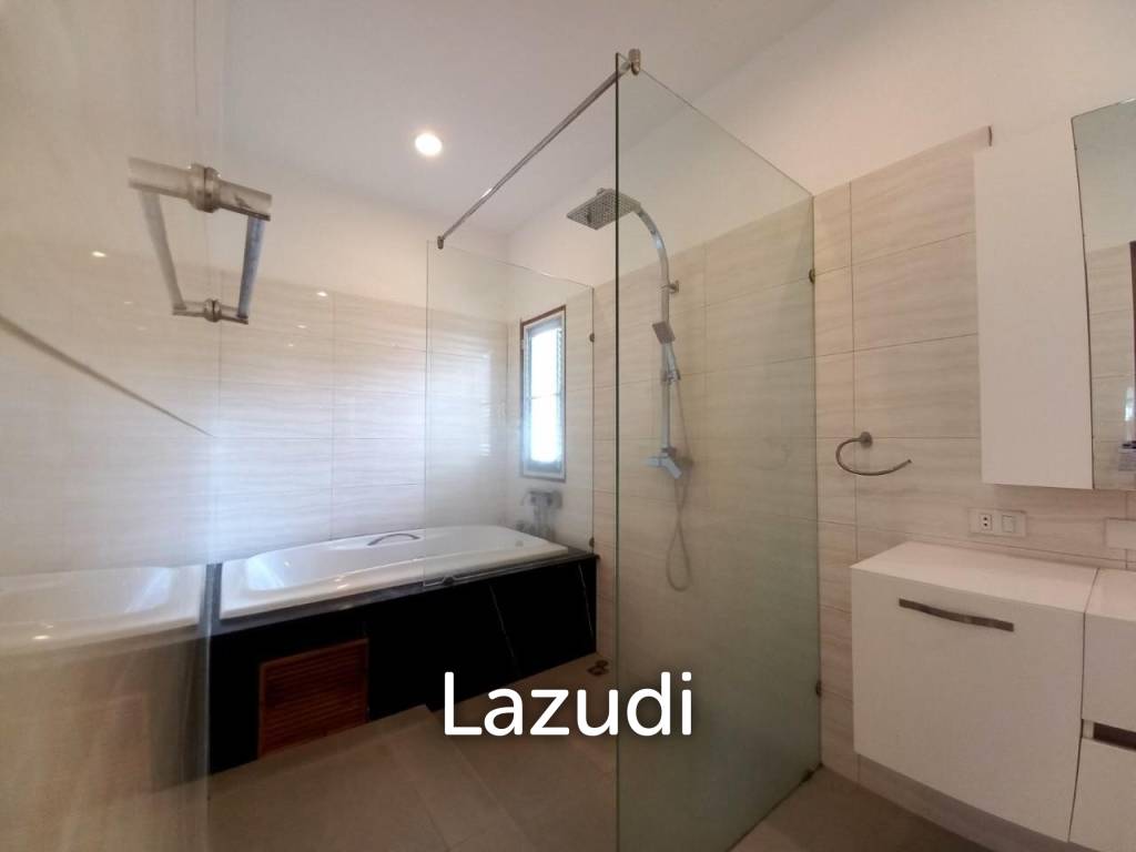 Private Pool Villa in Jomtien for Sale
