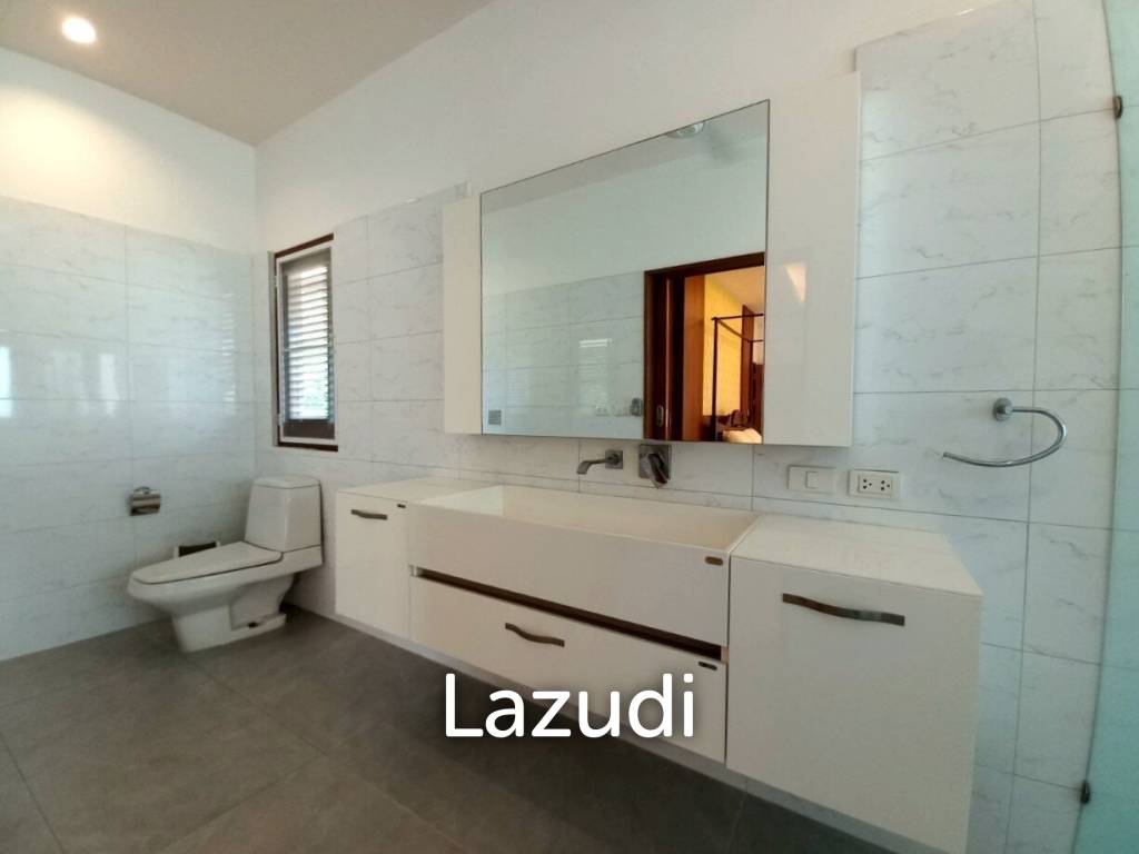 Private Pool Villa in Jomtien for Sale