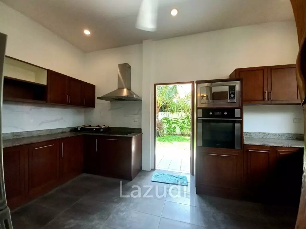 4 Beds Pool Villa House for Sale in Jomtien