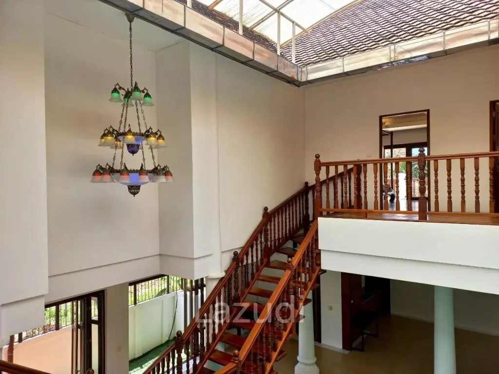 4 Beds Pool Villa House for Sale in Jomtien