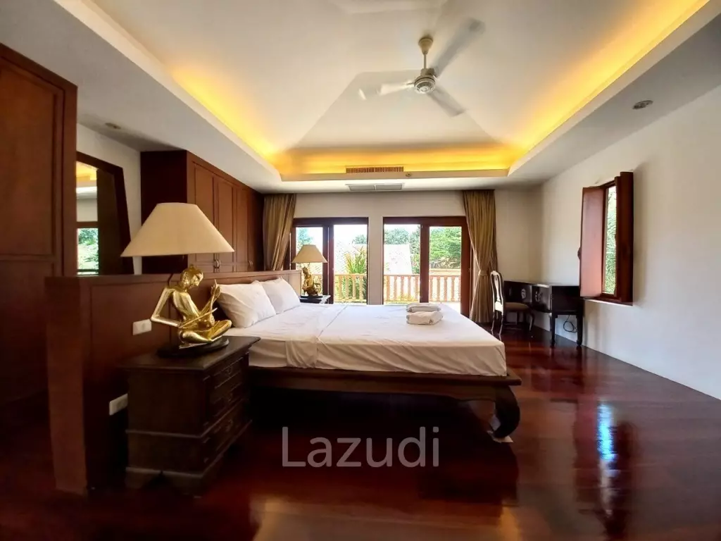 4 Beds Pool Villa House for Sale in Jomtien