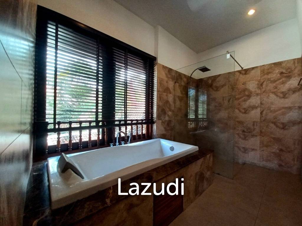 4 Beds Pool Villa House for Sale in Jomtien