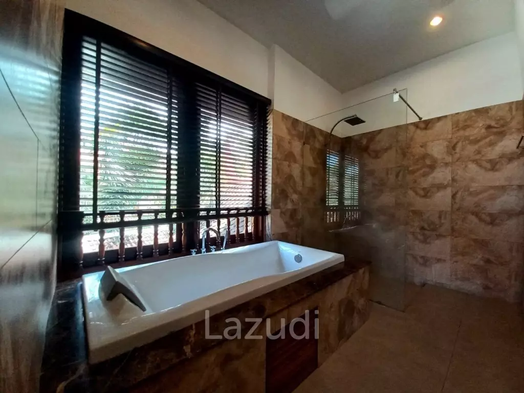 4 Beds Pool Villa House for Sale in Jomtien