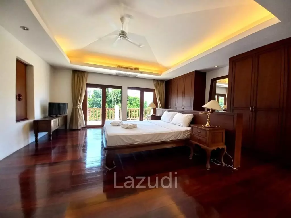 4 Beds Pool Villa House for Sale in Jomtien