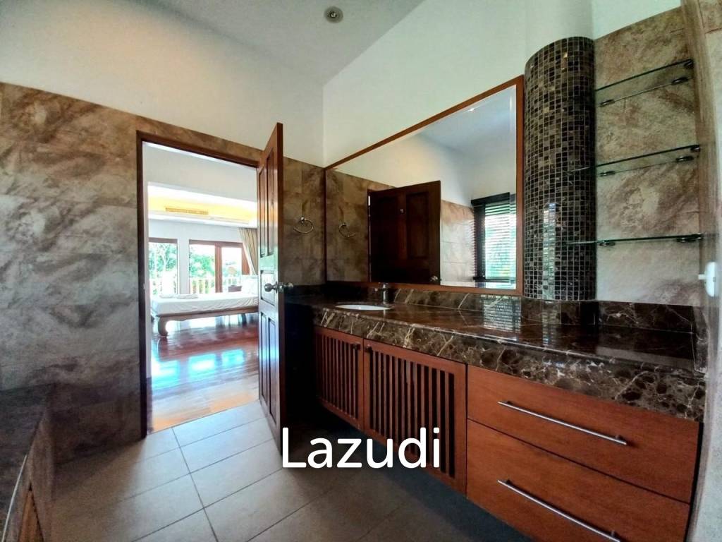 4 Beds Pool Villa House for Sale in Jomtien