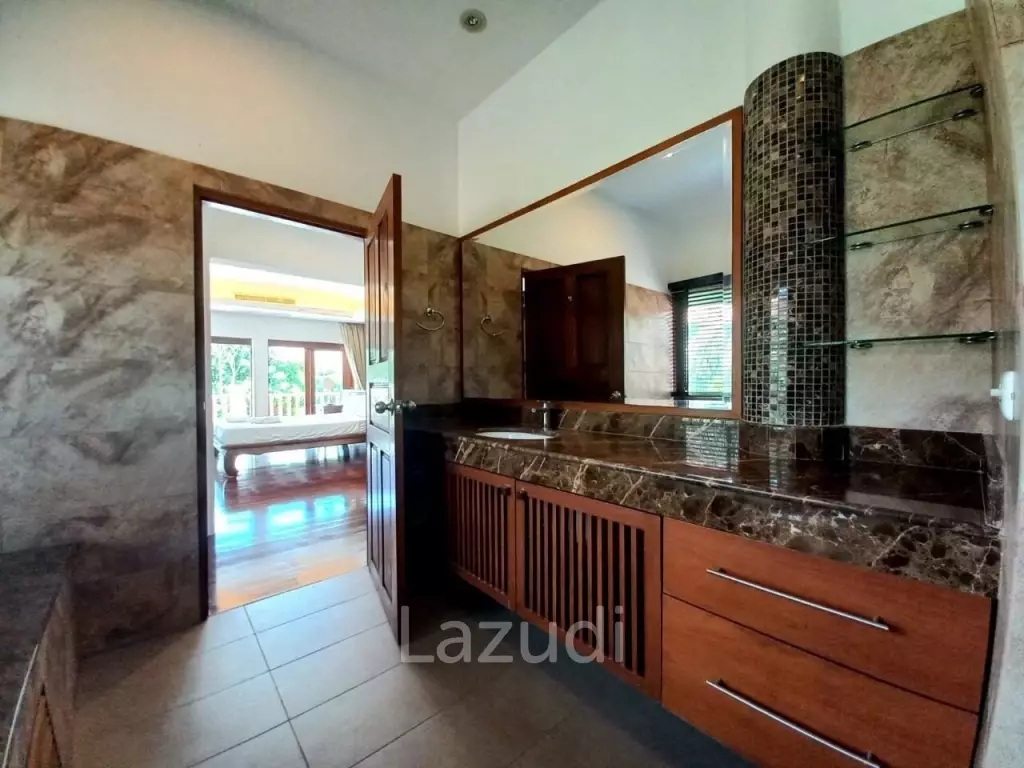 4 Beds Pool Villa House for Sale in Jomtien