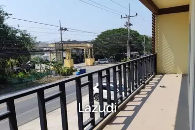 SHOPHOUSE soi Phoenix Golf for Sale