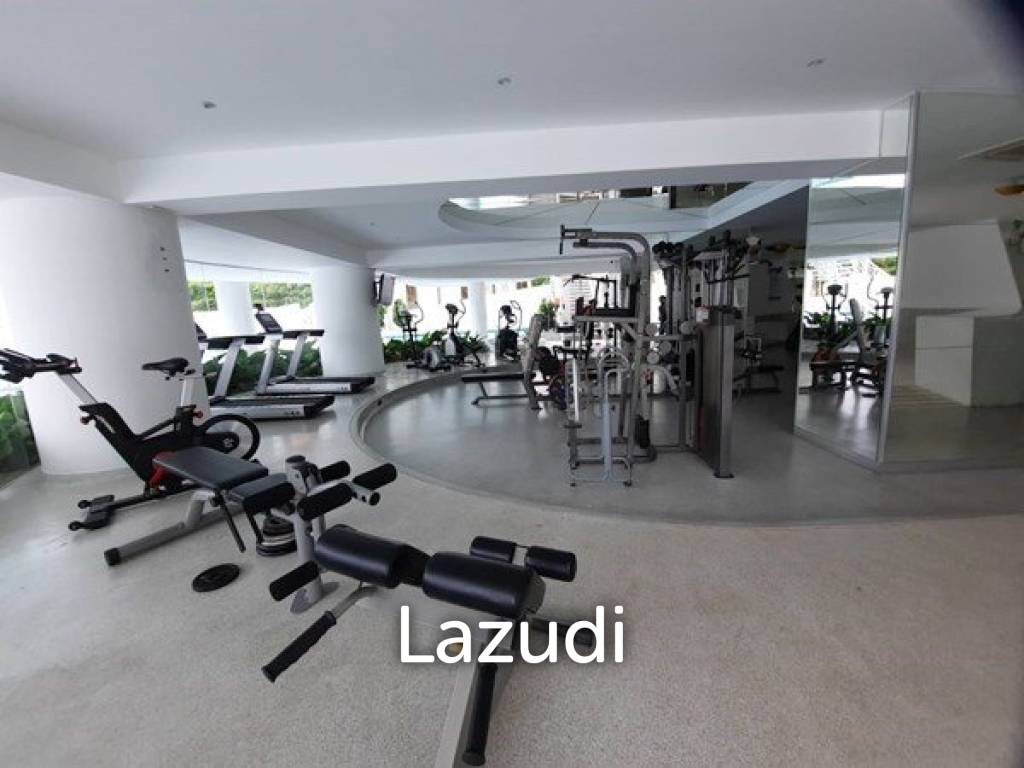 Na Jomtien La Royale Beach Condo for Sale
