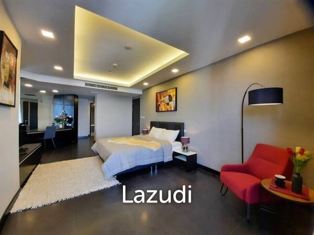 Na Jomtien La Royale Beach Condo for Sale