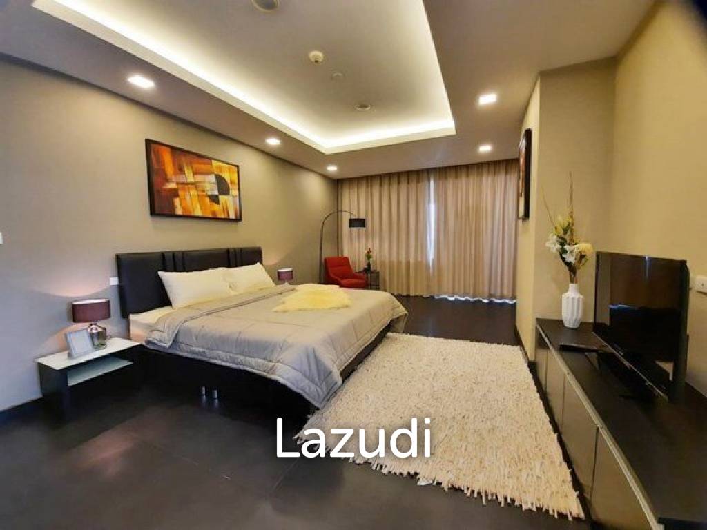 Na Jomtien La Royale Beach Condo for Sale