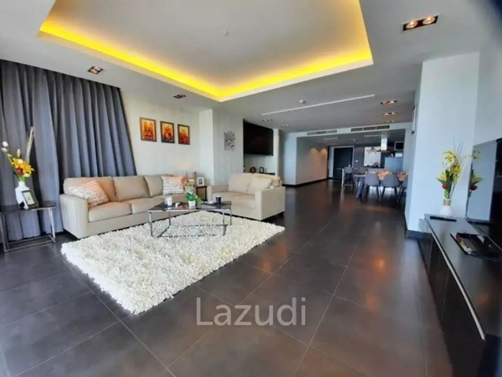 Na Jomtien La Royale Beach Condo for Sale
