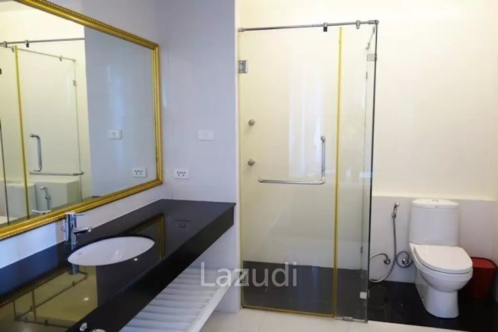 La Royale Beach Condo for Sale in Na Jomtien