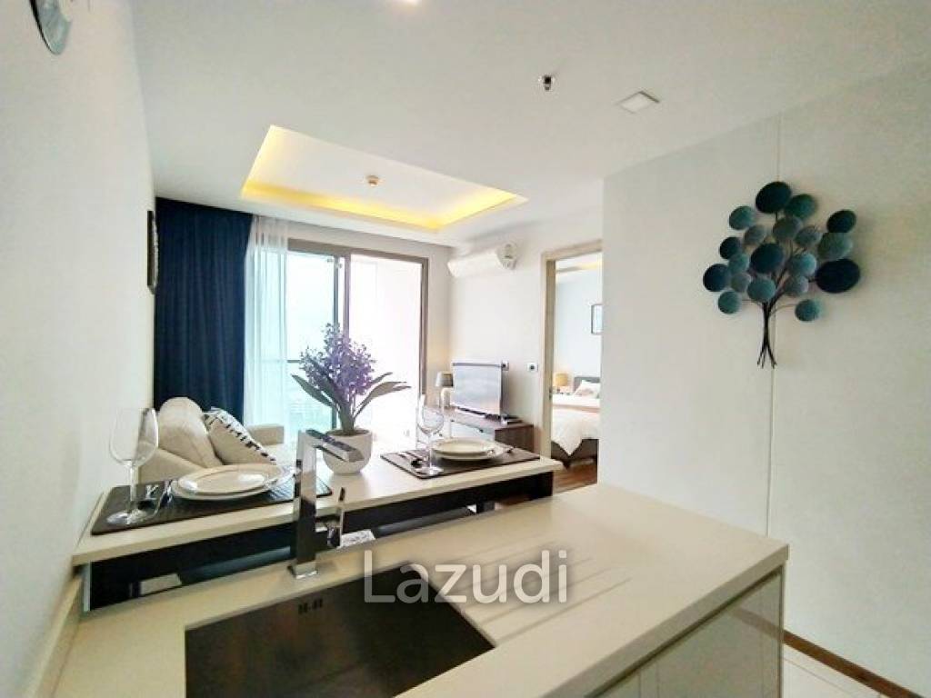 High-Rise The Peak Towers Condo for Sale