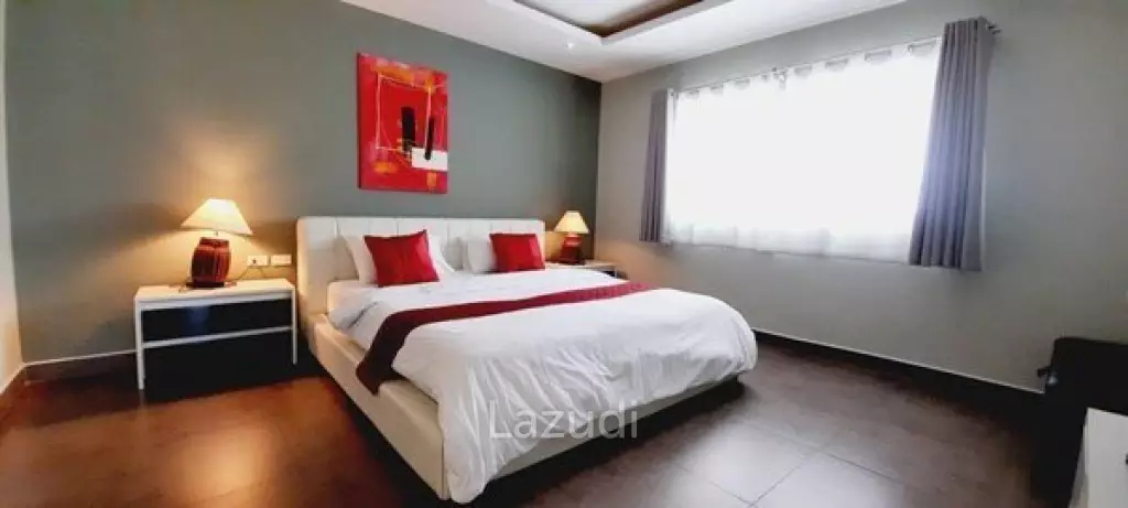 2 Beds Tudor Court Condo for Sale in Pratumnak