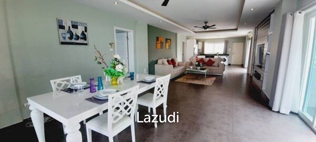 2 Beds Tudor Court Condo for Sale in Pratumnak