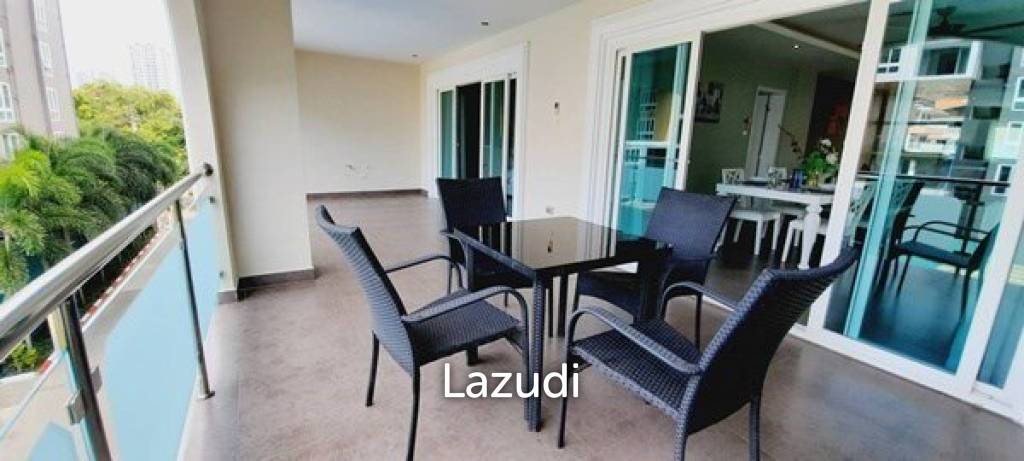 2 Beds Tudor Court Condo for Sale in Pratumnak