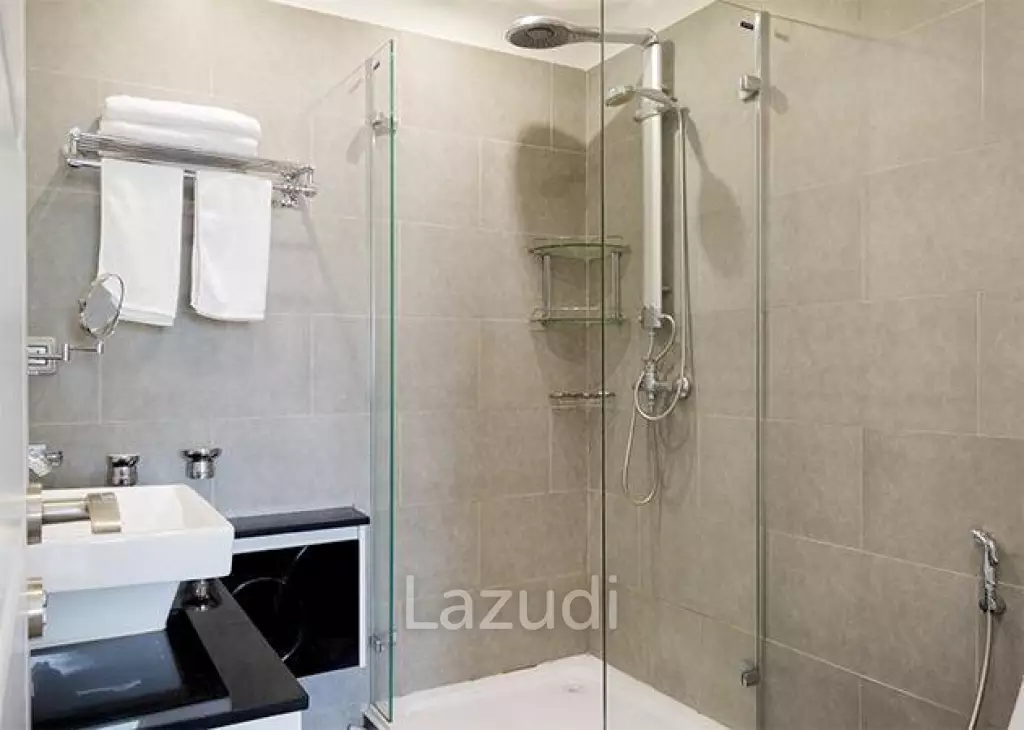 2 Beds Tudor Court Condo for Sale in Pratumnak