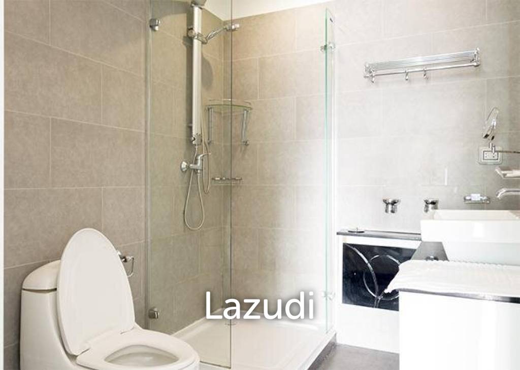 2 Beds Tudor Court Condo for Sale in Pratumnak