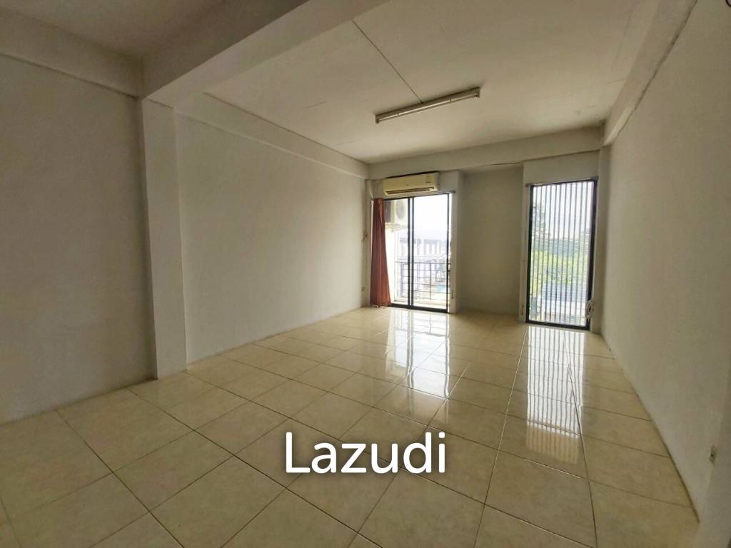 Unfurnished Shophouse with 3 Stories for Sale