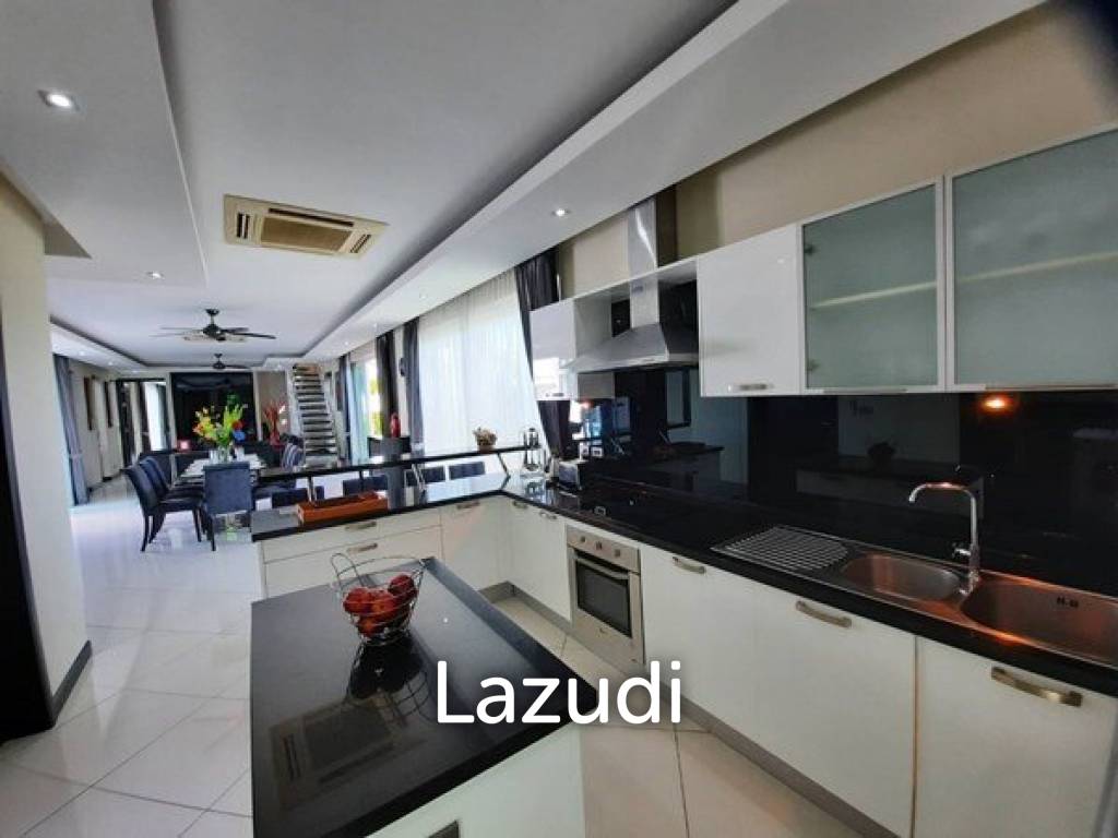 Jomtien Modern Style Villa for Sale
